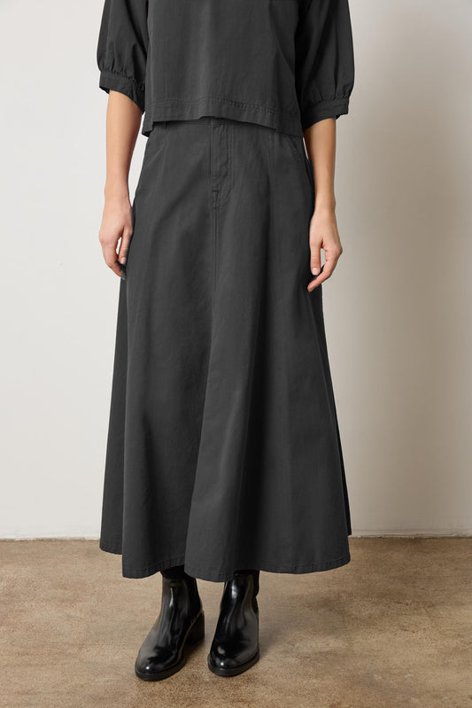 Seamed Maxi Skirt in color Black Image A1
