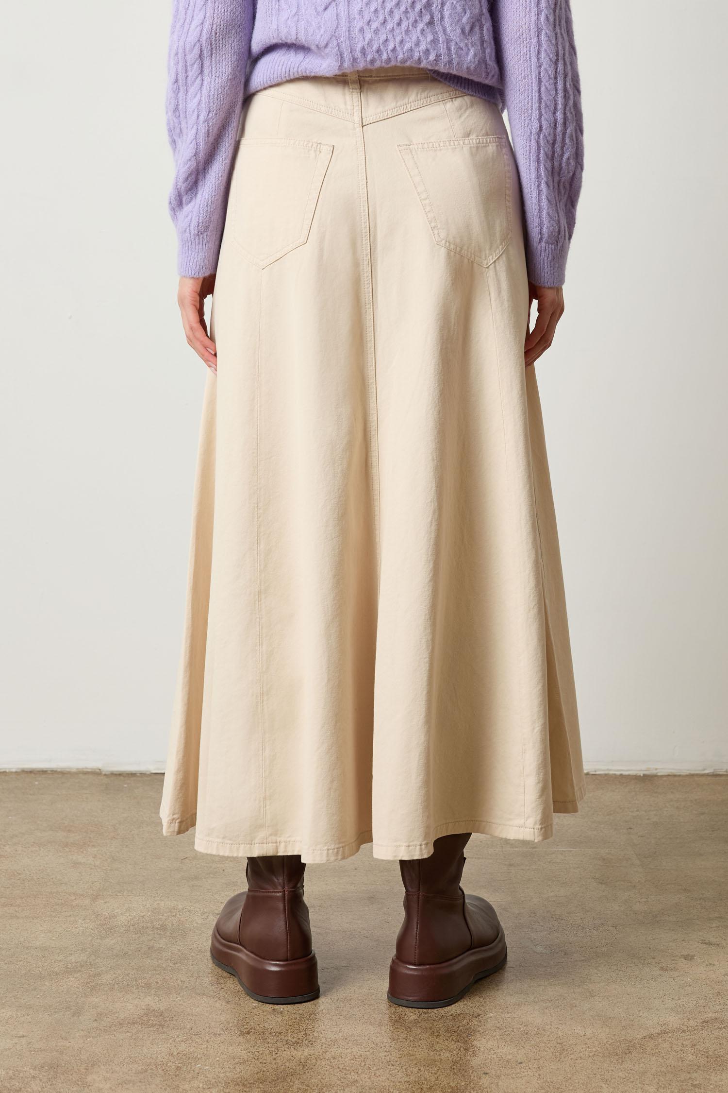 Seamed Maxi Skirt in color Eggshell Image A3