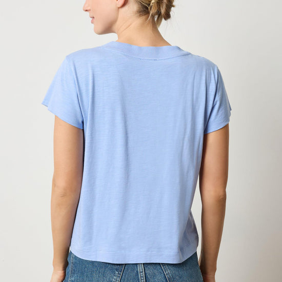 Relaxed Short Sleeve V-Neck Tee Womens Top Wedgewood A2