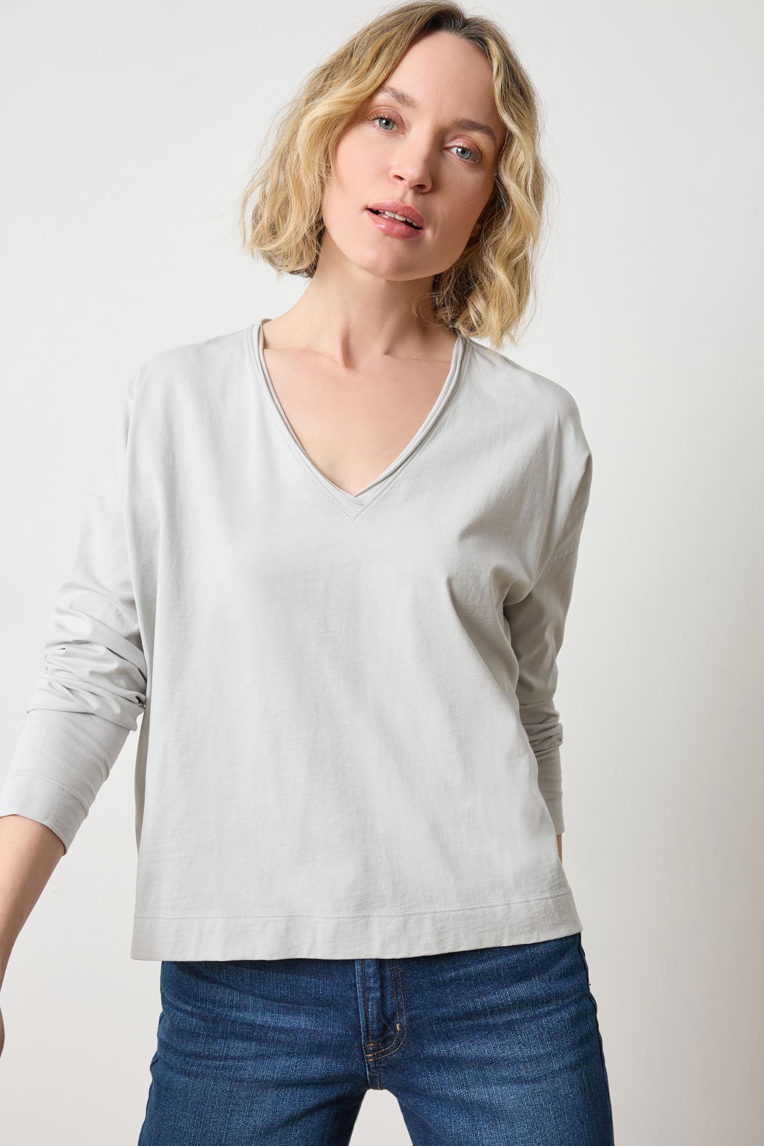 Long Sleeve Cut Edge V-Neck Womens Top Grey Mist A1