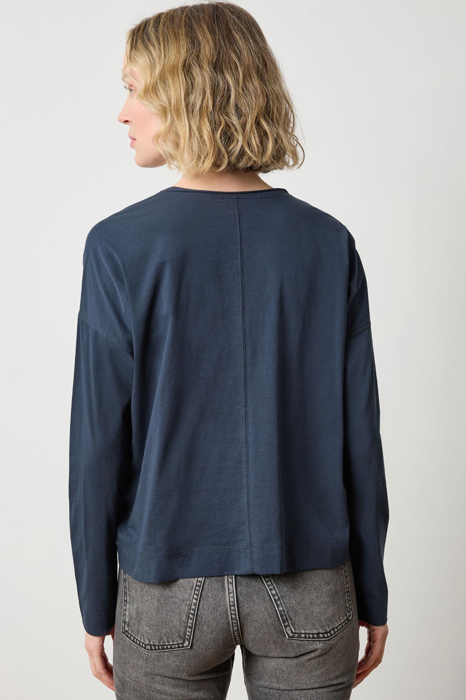 Long Sleeve Cut Edge V-Neck Womens Top Navy A2