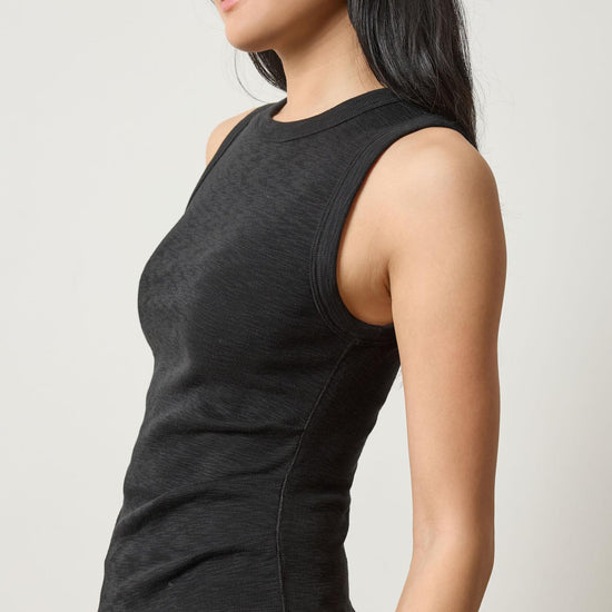 Rib Slub Side Pleat Tank in color Black Image A3
