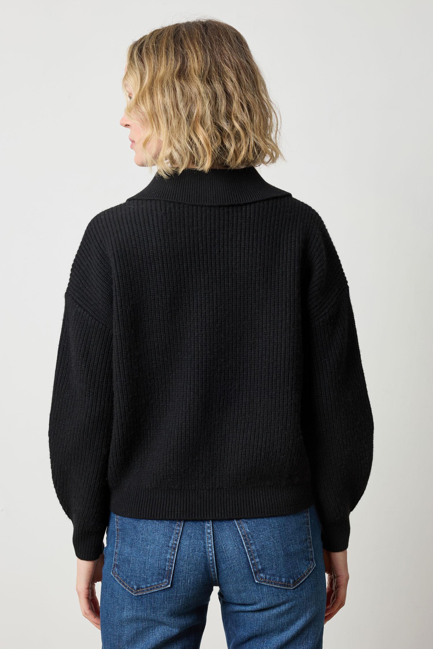 Keyhole Rib Sweater Womens Sweater Black A2