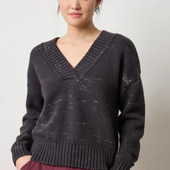Oversized V-Neck Sweater in color Black Combo Image A1