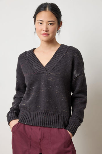 Oversized V-Neck Sweater in color Black Combo Image A1