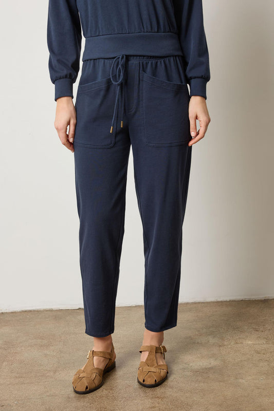 Utility Pocket Pant Womens Pant Navy A1