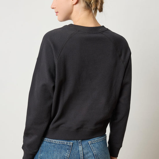Raglan Sweatshirt in color Black Image A2