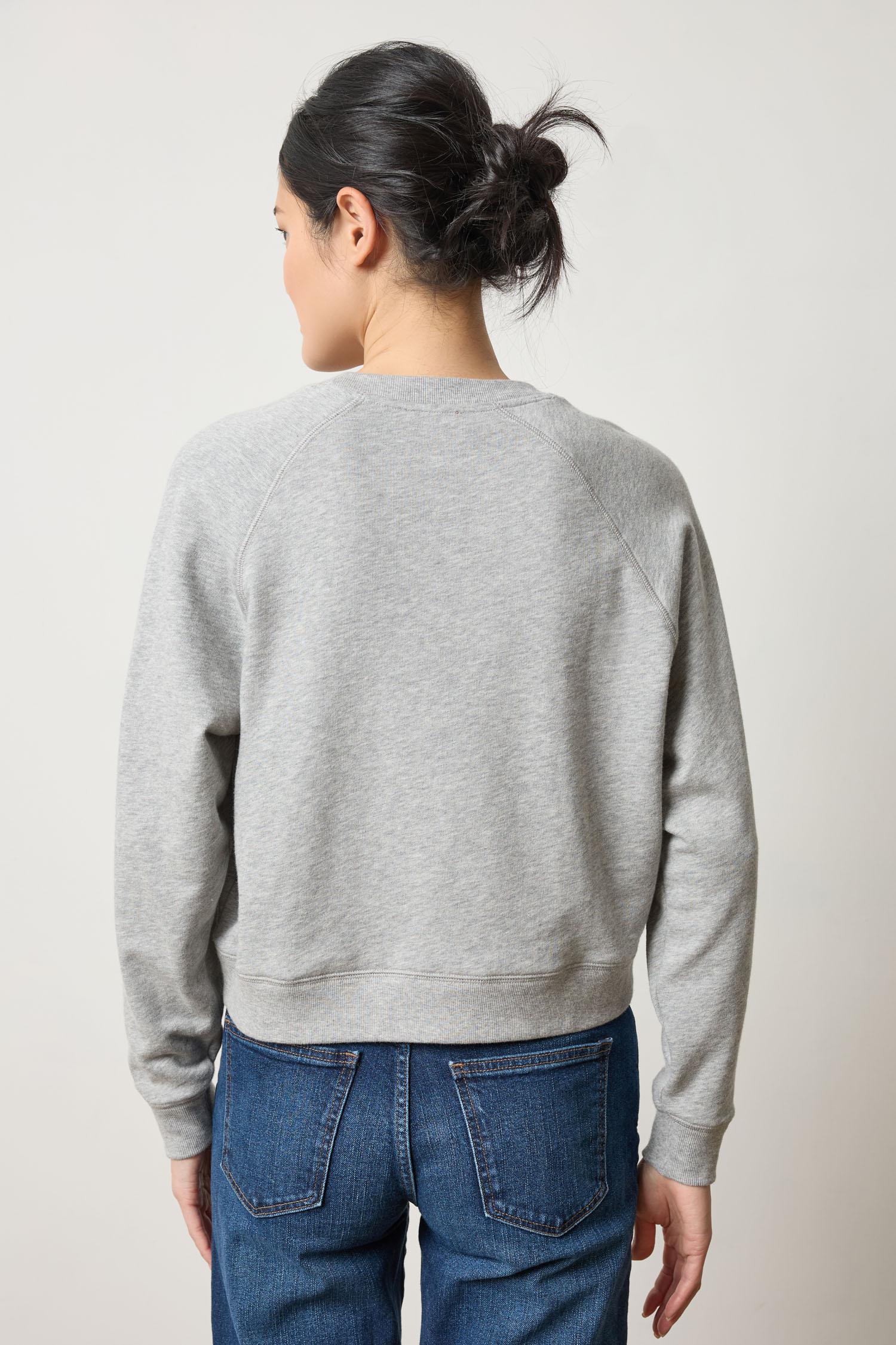 Raglan Sweatshirt in color Heather Grey Image A2