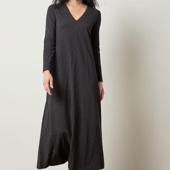 V-Neck Maxi Dress Womens Dress Black A1