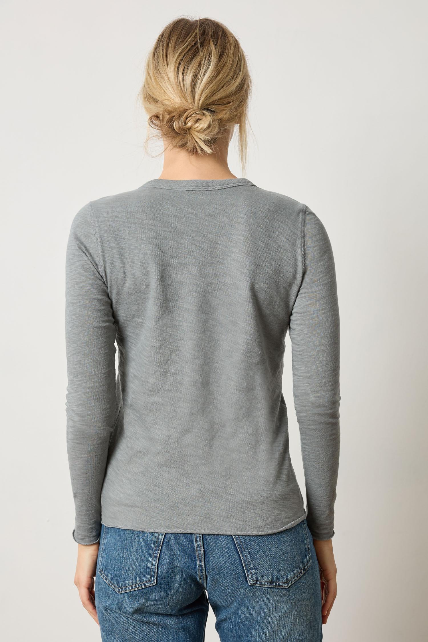 Long Sleeve Bias Crewneck in color Gravel Image A2