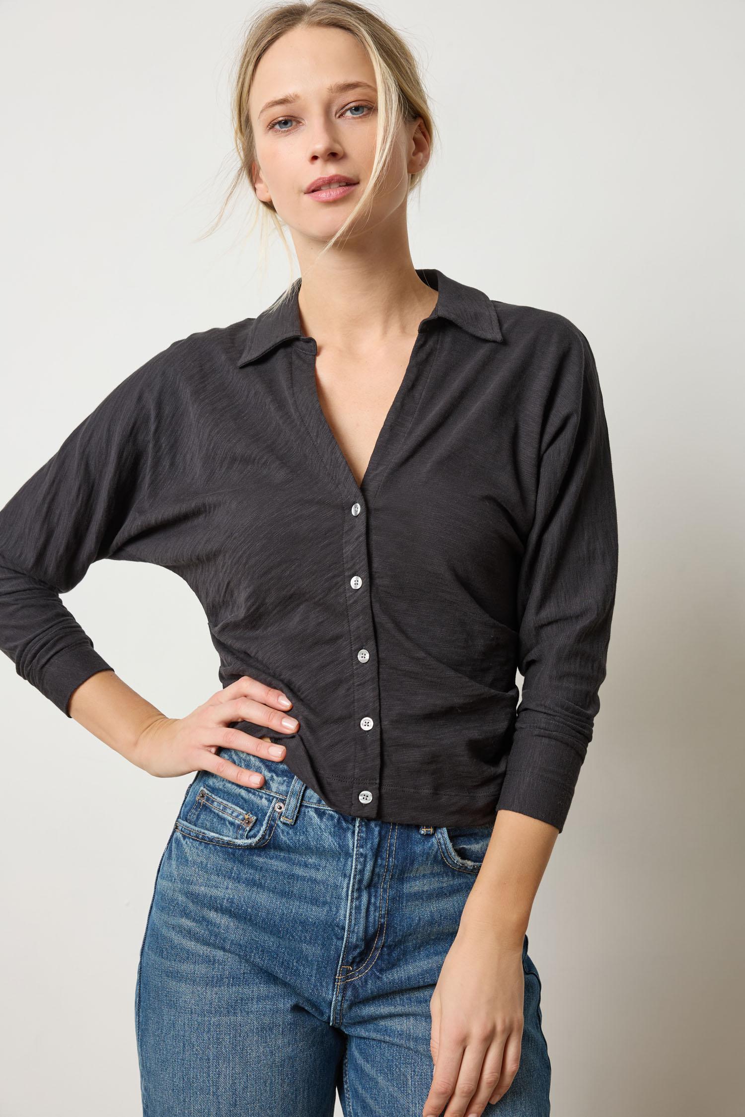 Side Pleat Button Down in color Black Image A3