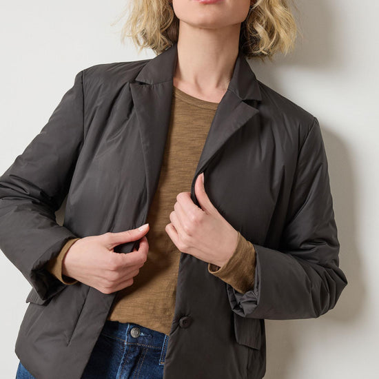 Padded Blazer in color Black Image A3
