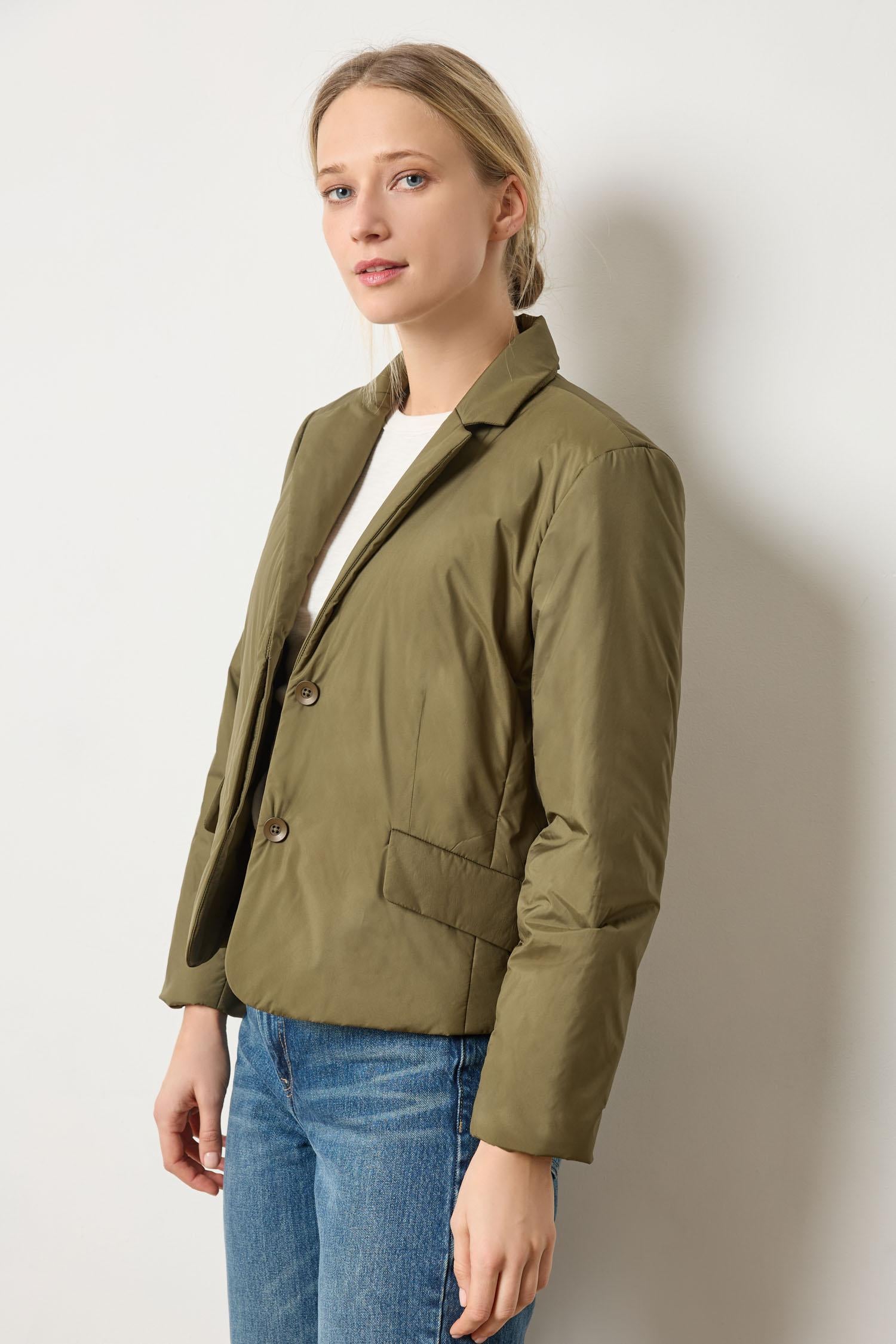Padded Blazer in color Evergreen Image A1