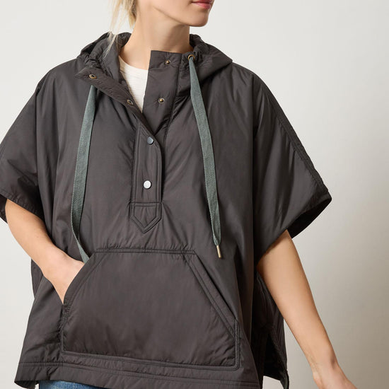 Hooded Poncho in color Black Image A3