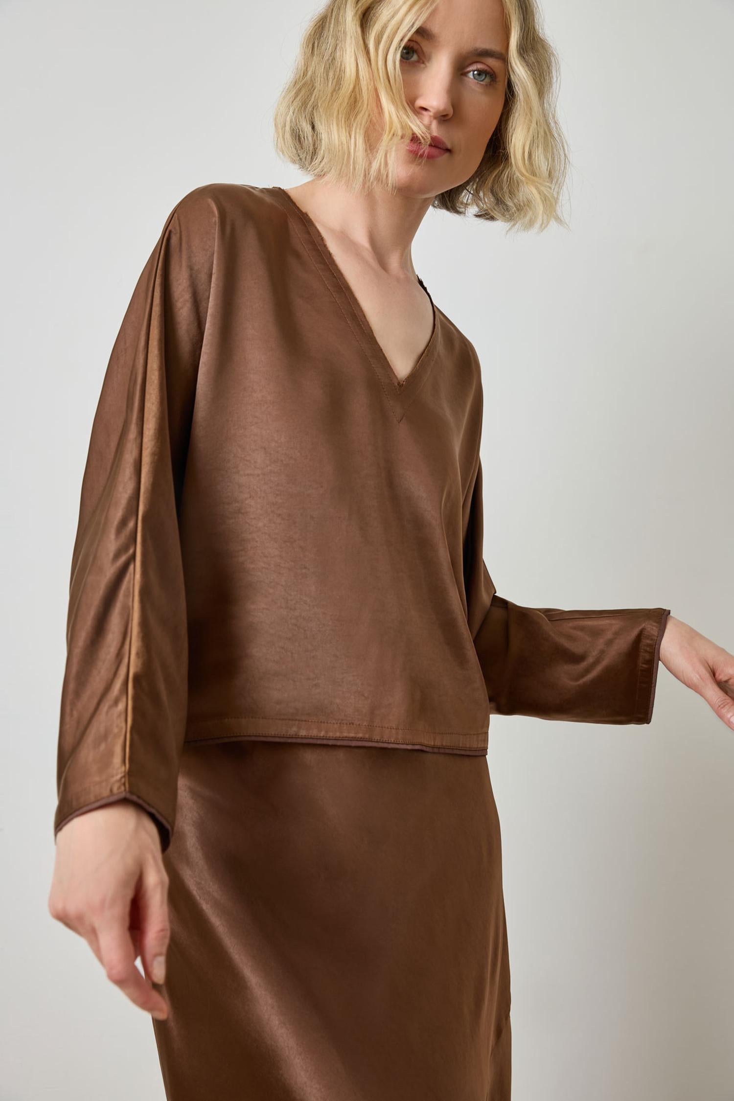 Satin V-Neck Dolman in color Chocolate Image A3