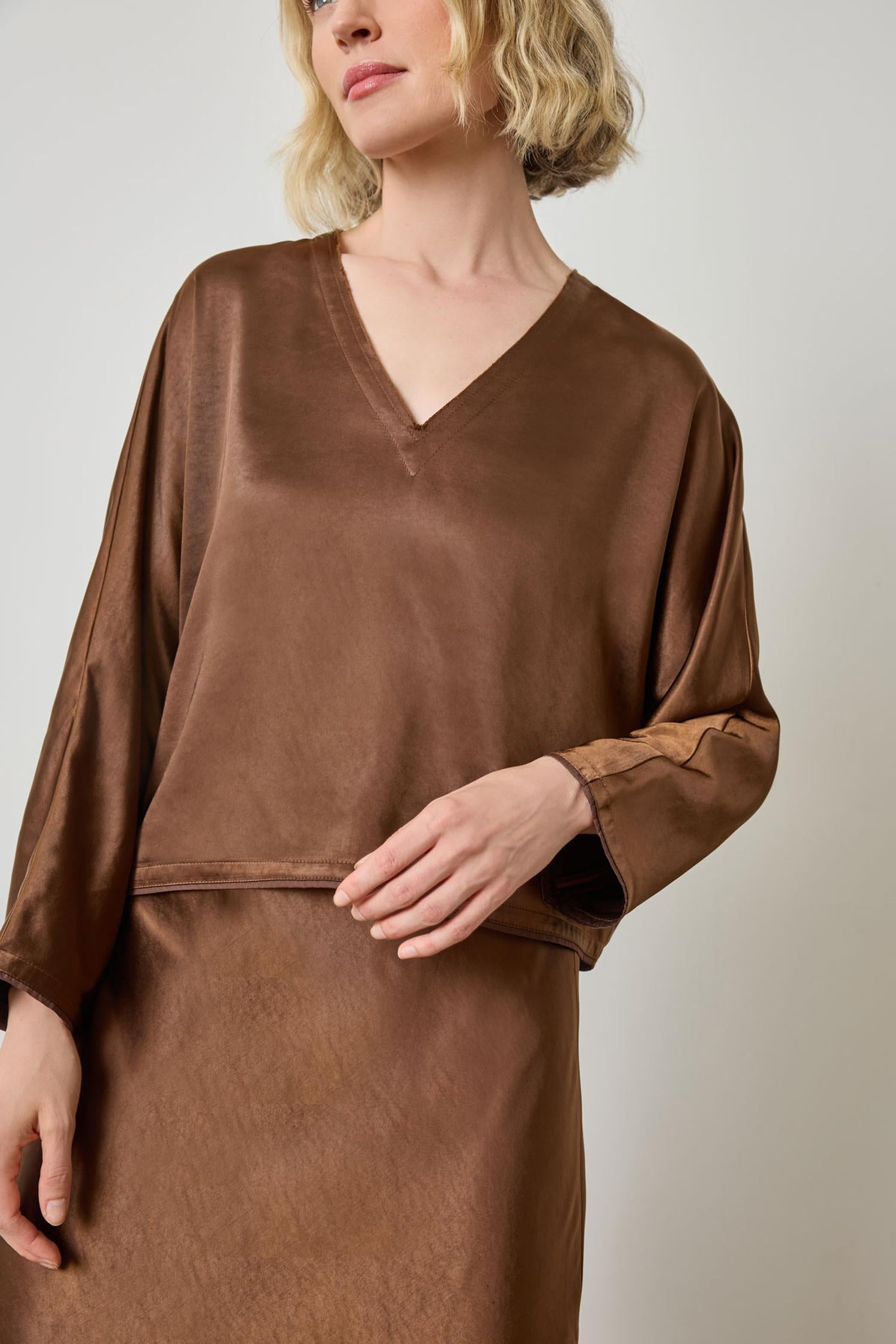 Satin V-Neck Dolman in color Chocolate Image A4