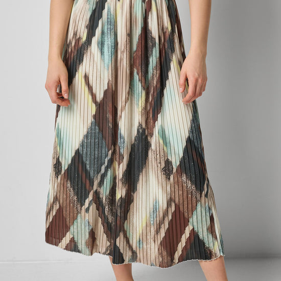 Pleated Maxi Skirt in color Cappuccino Plaid Image A1