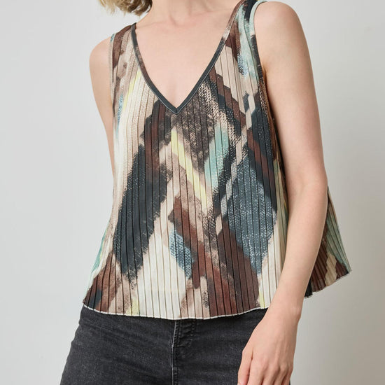Pleated V-Neck Shell in color Cappuccino Plaid Image A3
