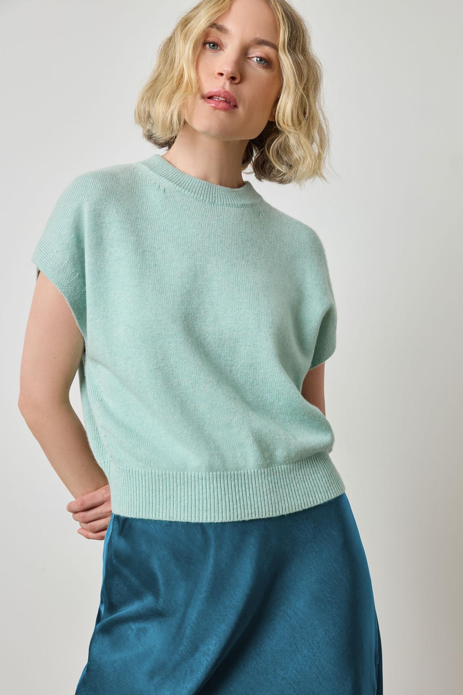 Banded Bottom Wedge Sweater in color Frost Image A4