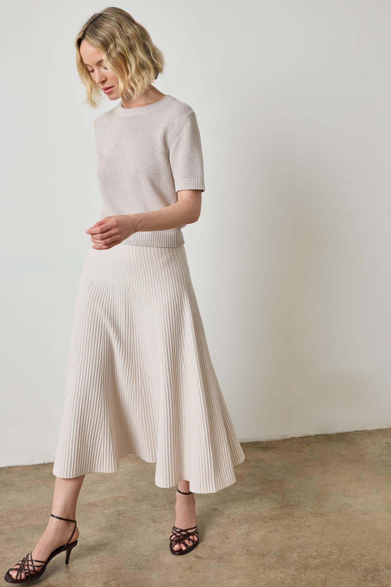 新品　WR BI-COLOR FLARE KNIT SKIRT Flared Knit Skirt – Lilla P