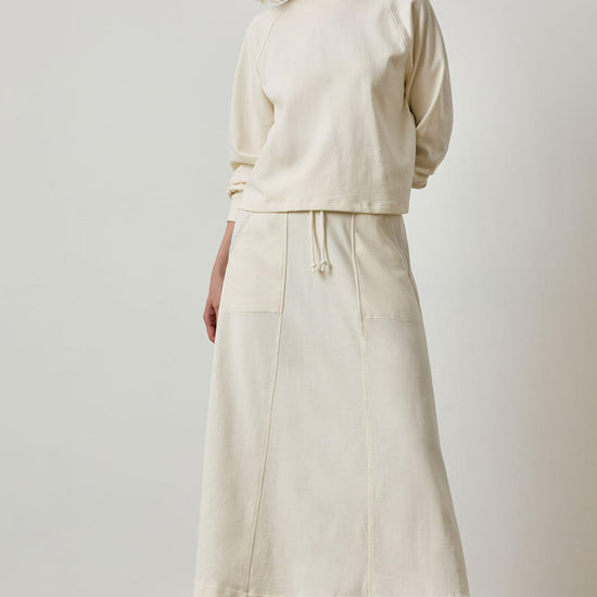 Pleat Back Crewneck in color Magnolia Image A4