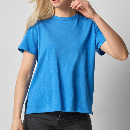 Relaxed Boyfriend Tee in color Lapis Image A1