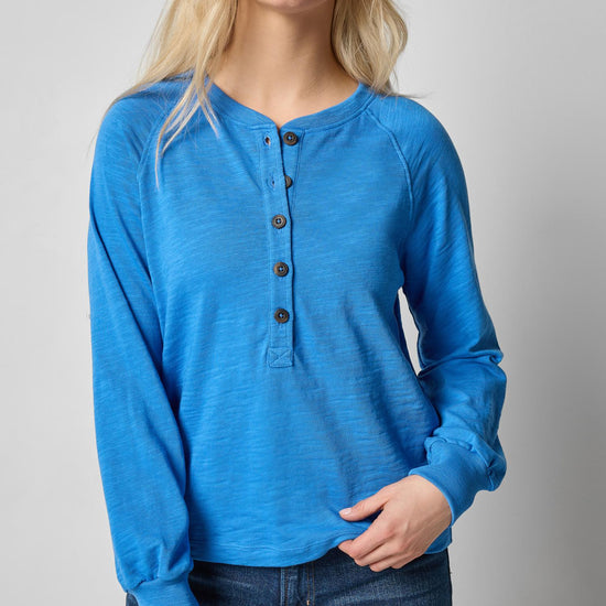 Full Sleeve Henley in color Lapis Image A1