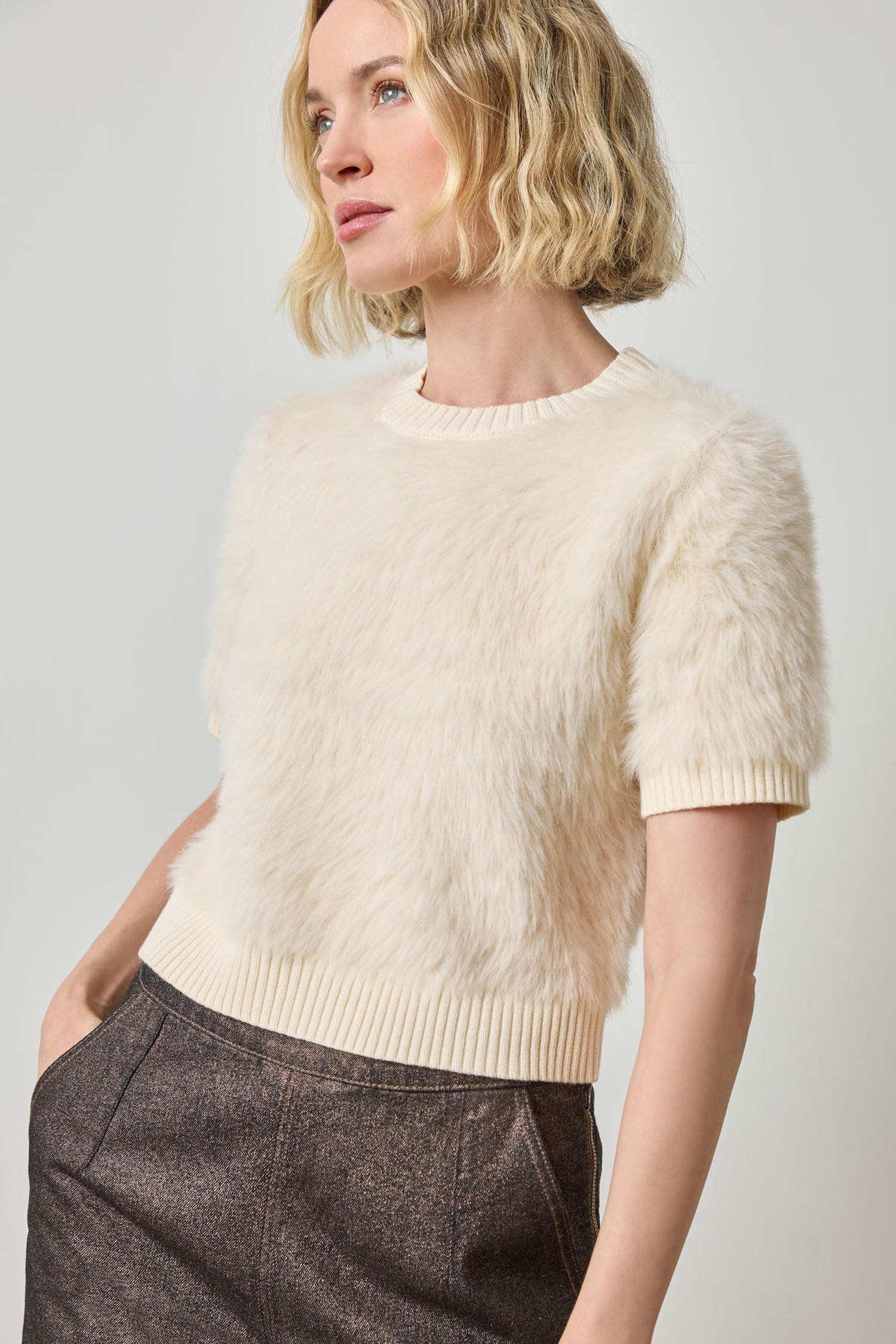Short Sleeve Brushed Crewneck in color Ivory Image A3