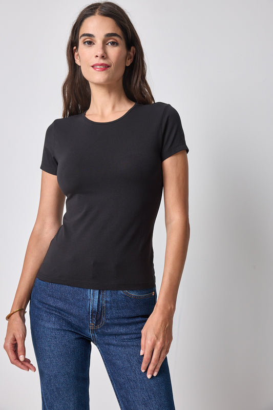Short Sleeve Crewneck in color Black Image A1