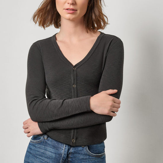 Ribbed Slub Snap V-Neck Womens Top Black A1