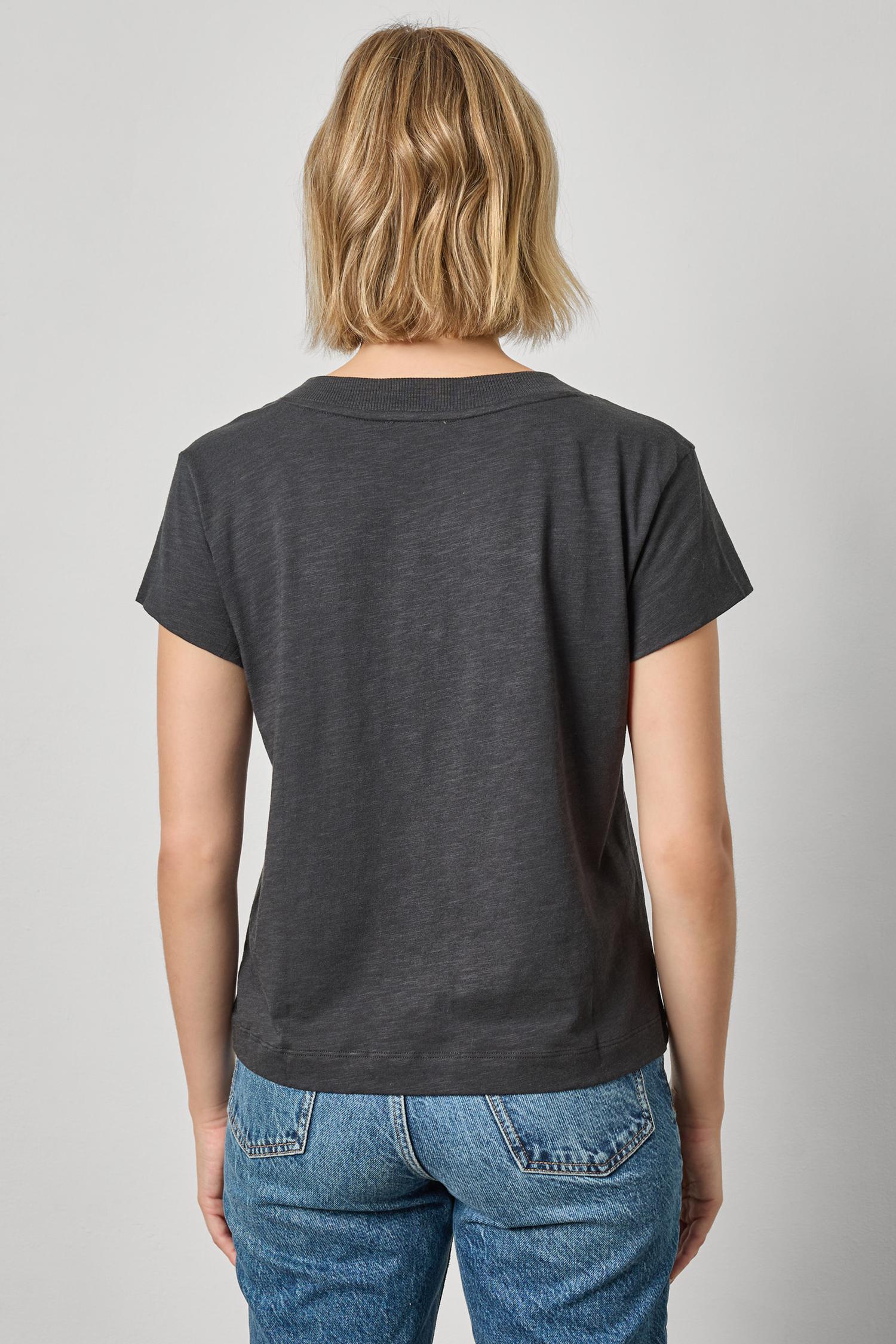 Relaxed Short Sleeve V-Neck Tee Womens Top Black A2