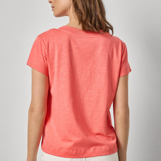 Relaxed Short Sleeve V-Neck Tee Womens Top Sunkist A2