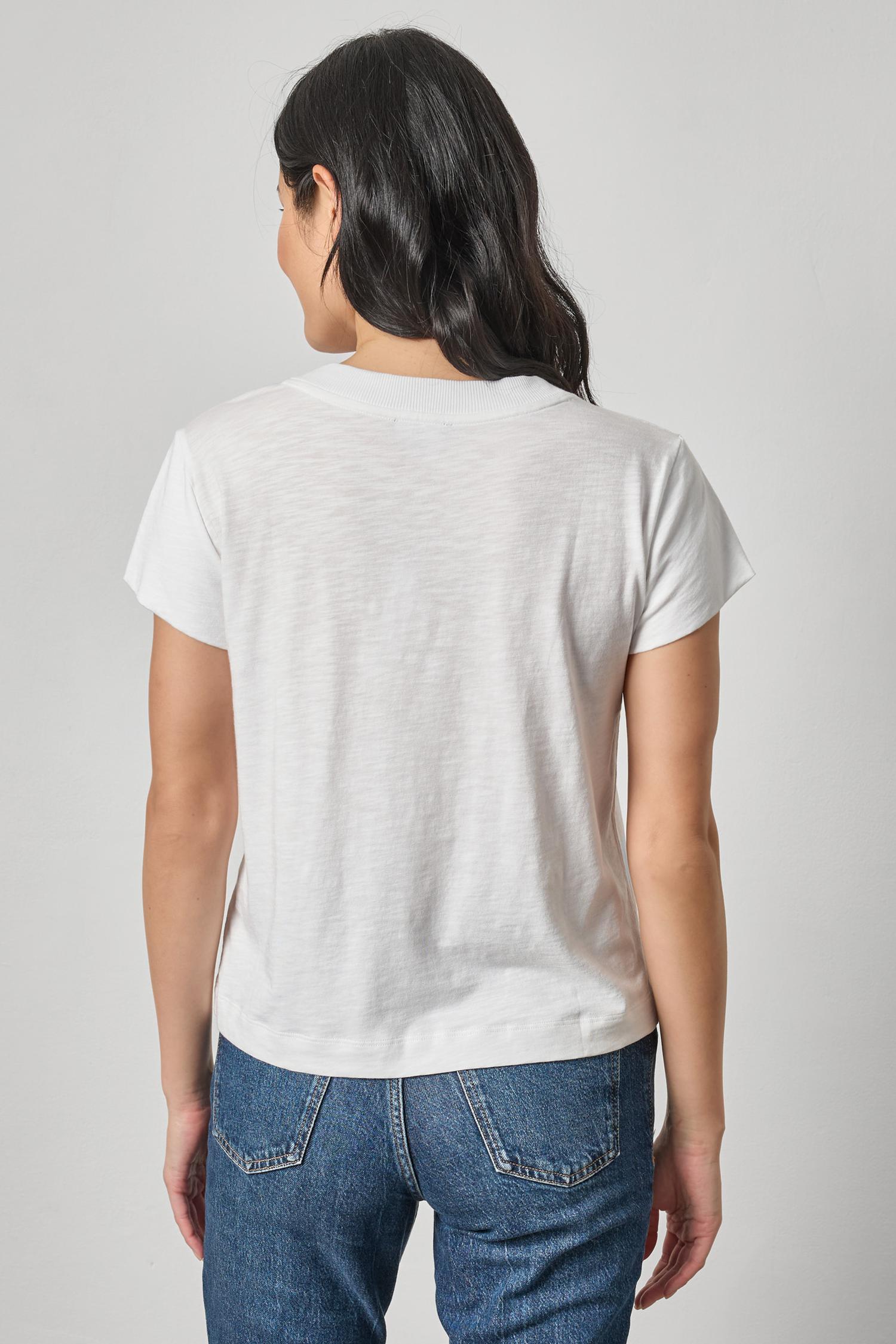 Relaxed Short Sleeve V-Neck Tee Womens Top White A2