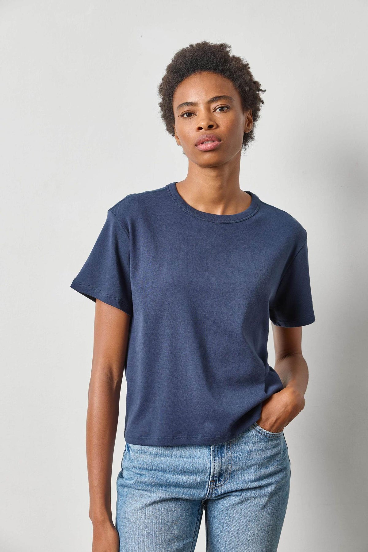 Easy Tee in color Dark Navy Image A1