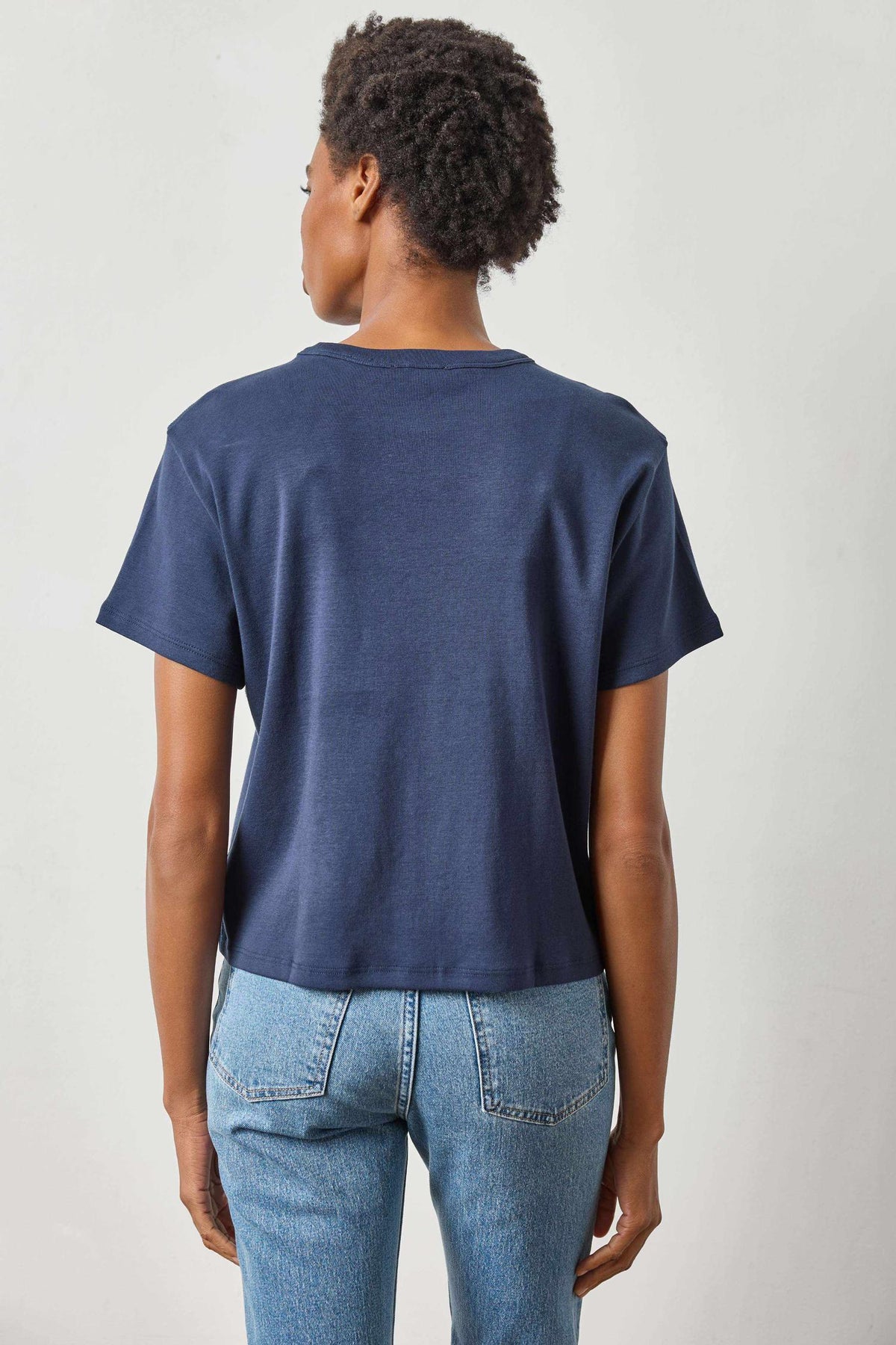 Easy Tee in color Dark Navy Image A2