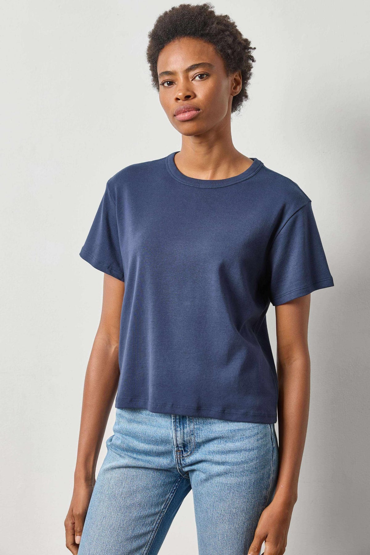 Easy Tee in color Dark Navy Image A3
