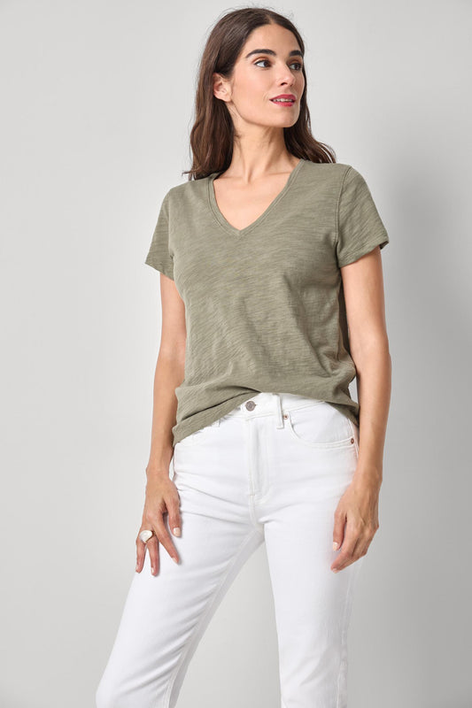 Short Sleeve Back Seam V-Neck in color Fern Image A1