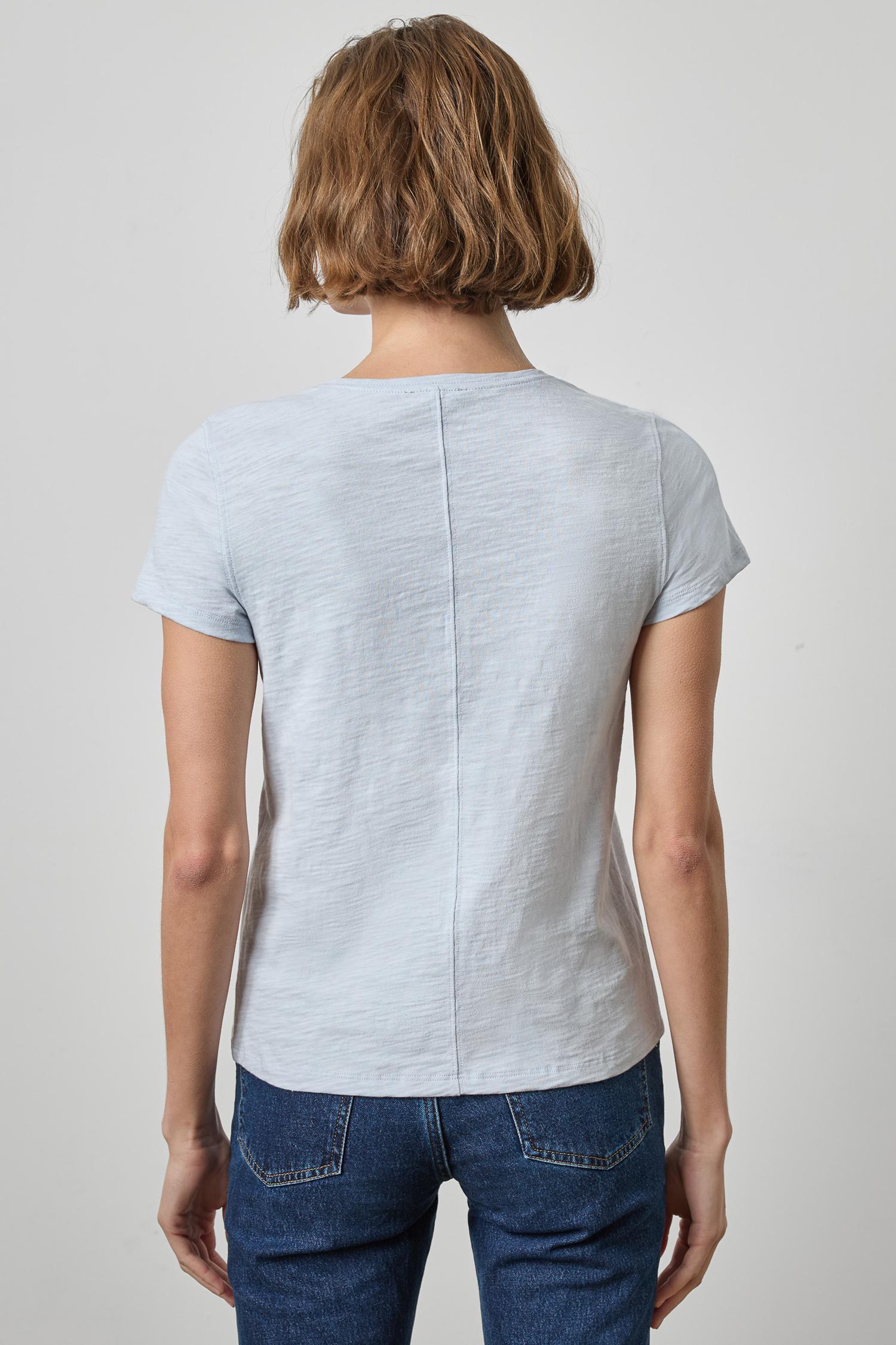 Short Sleeve Back Seam V-Neck in color Glacier Image A2