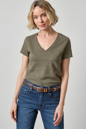Short Sleeve Back Seam V-Neck Womens Top Olive A1