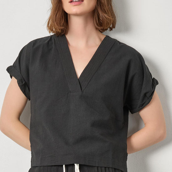 Boxy Popover Dolman Womens Top Black A1