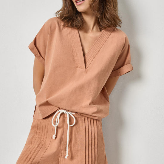 Boxy Popover Dolman Womens Top Carob A1