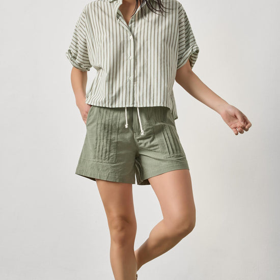 Pintuck Pocket Shorts Womens Short Sage A3
