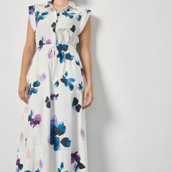 Gusset Sleeve Maxi Dress in color Orchid Print Image A4