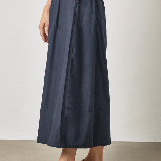 A-Line Maxi Skirt in color Navy Image A3