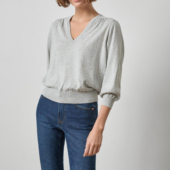 V-Neck Blouson Sweater Womens Sweater Heather Grey A1