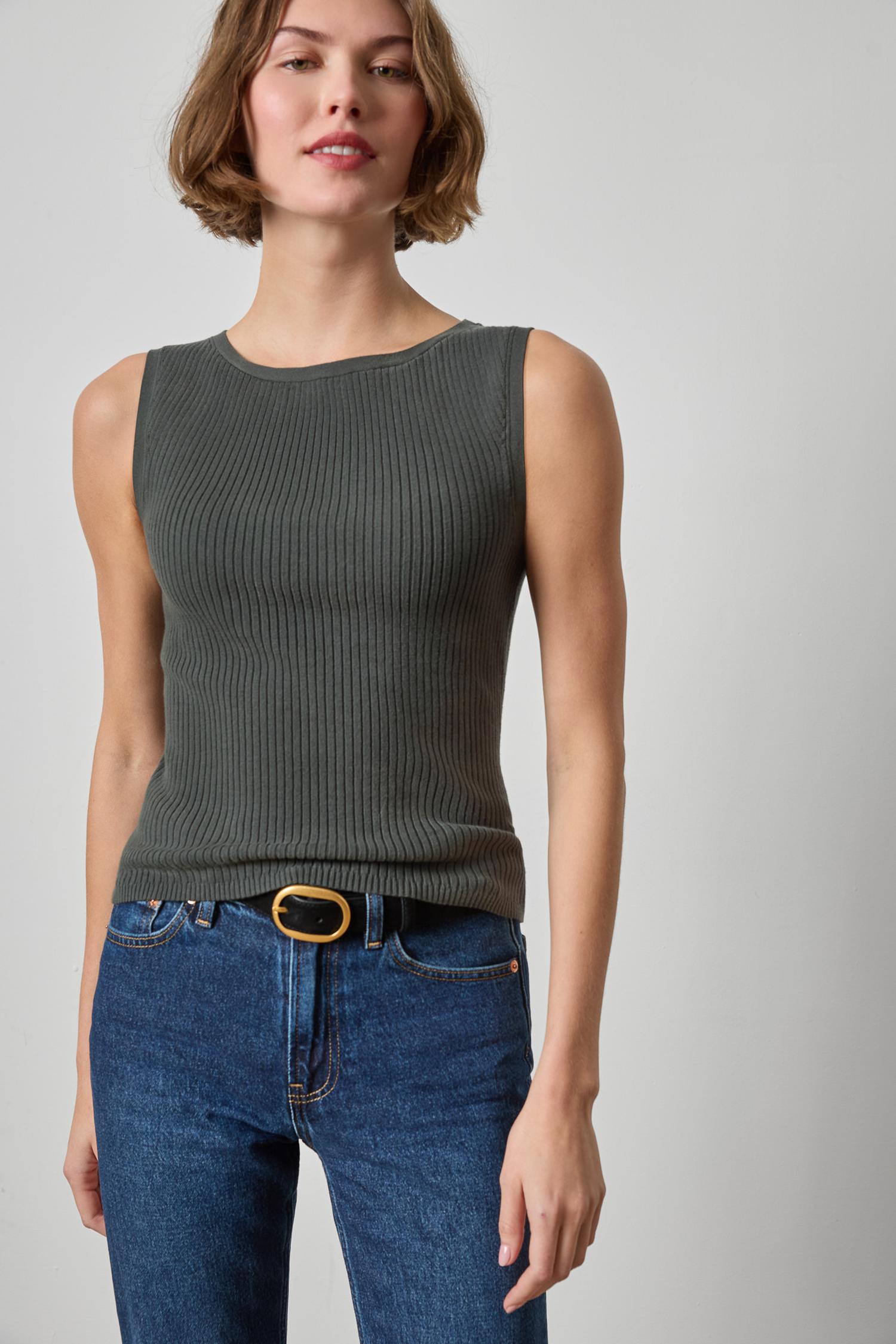 Sleeveless Rib Top Womens Sweater Elm A1