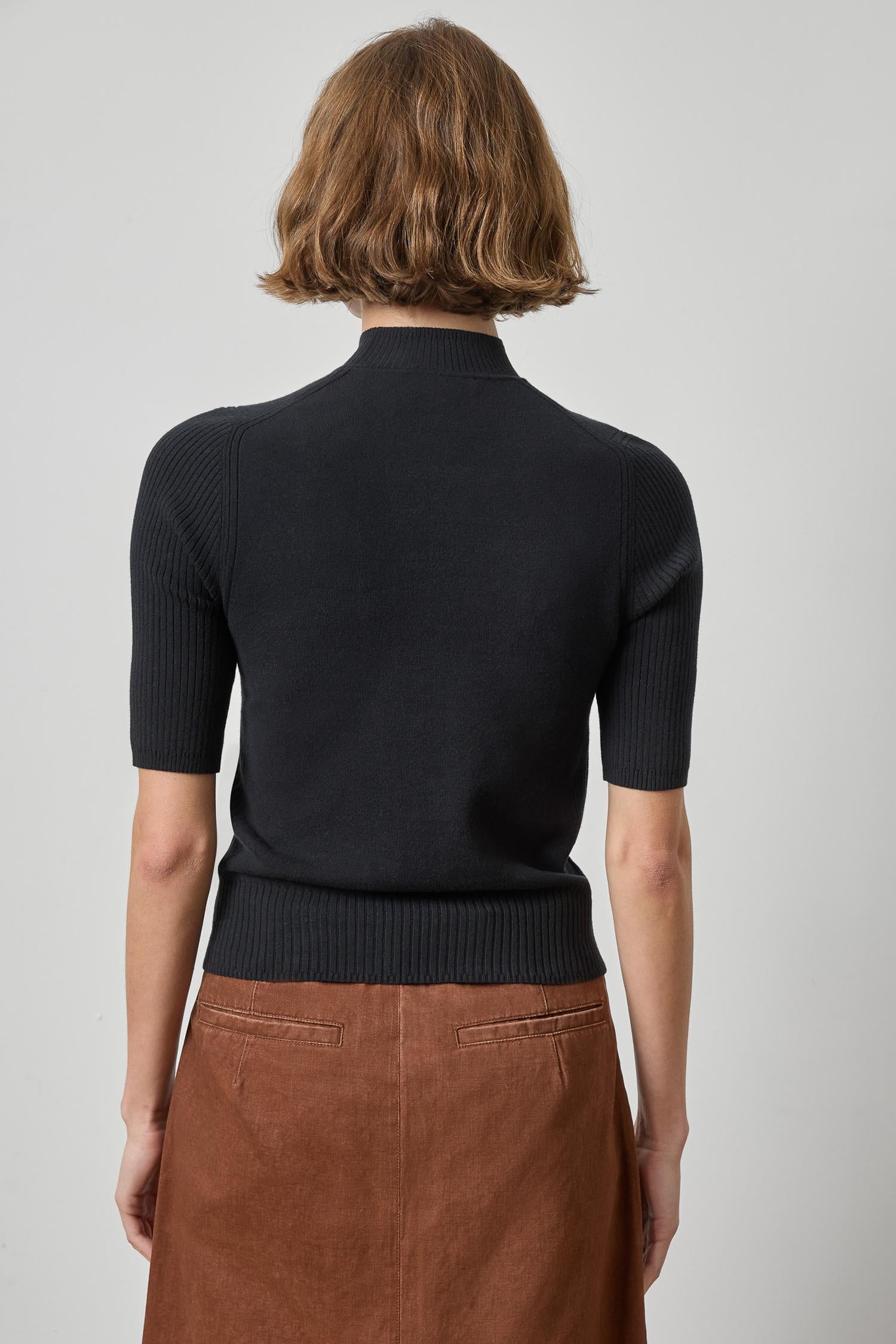 Mock Neck Short Sleeve Sweater Womens Sweater Black A2
