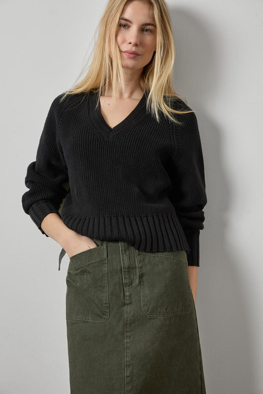 Textured V-Neck Saddle Sweater Womens Sweater Black A1