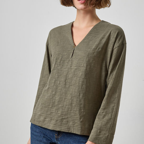 Keyhole Easy Cuffed Tee Womens Top Olive A1