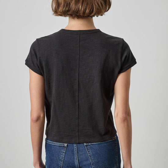 Boxy Cap Sleeve in color Black Image A2